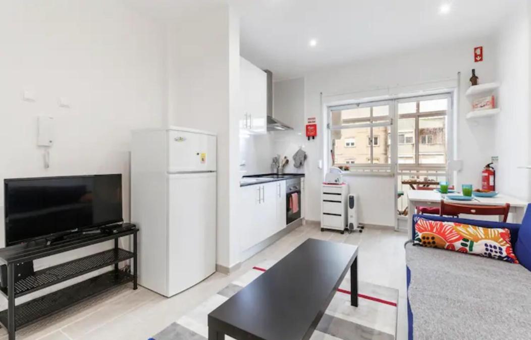 Beautiful 1 Bedroom Near Benfica Apartment Lissabon