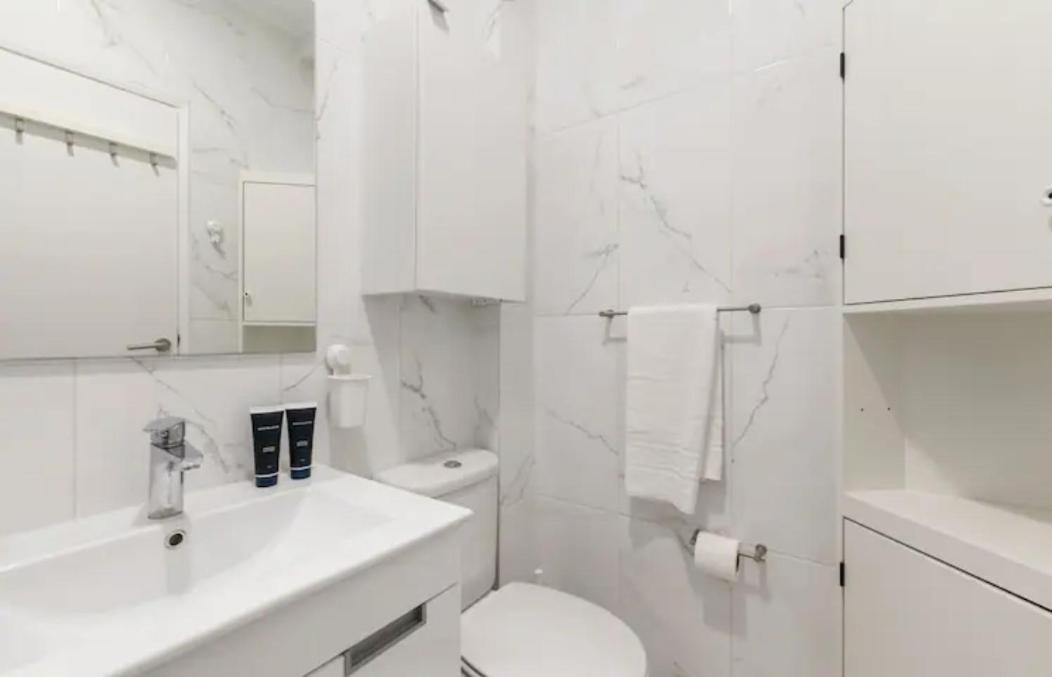 Beautiful 1 Bedroom Near Benfica Apartment Lissabon